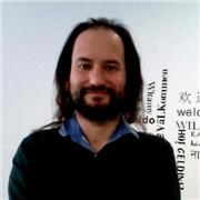 Profesor de Informática apto para todas las edades y niveles